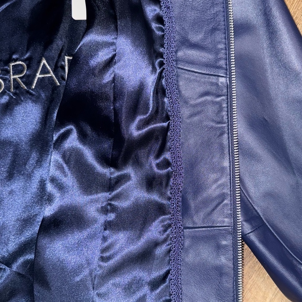 Elegant Women's Indigo Leather Jacket - Picture 7 of 12